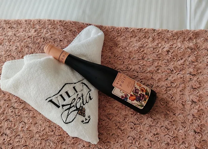Zeta Wine & *
